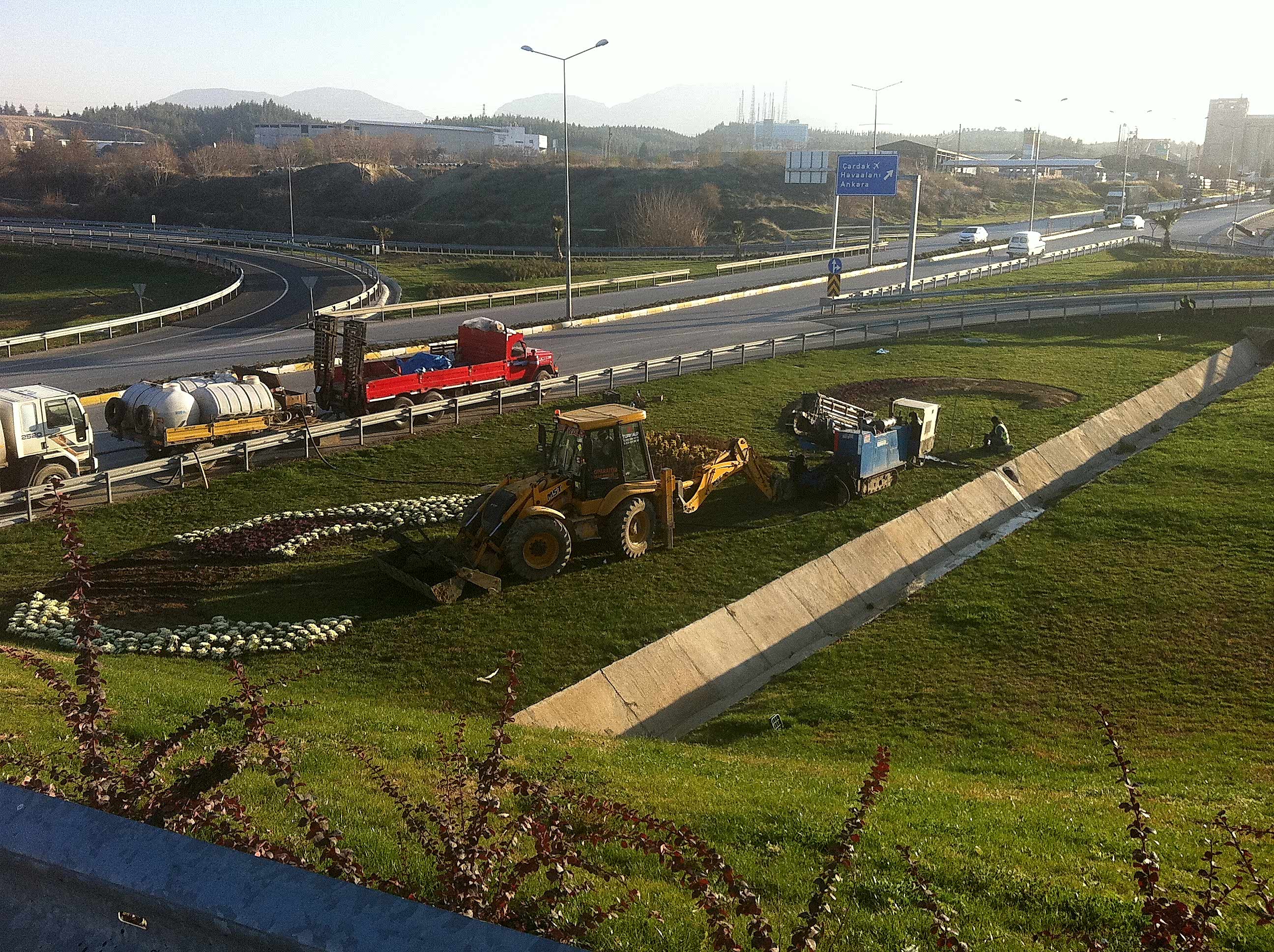 DENİZLİ PAMUKKALE YOLU ELEKTİRİK GEÇİŞİ